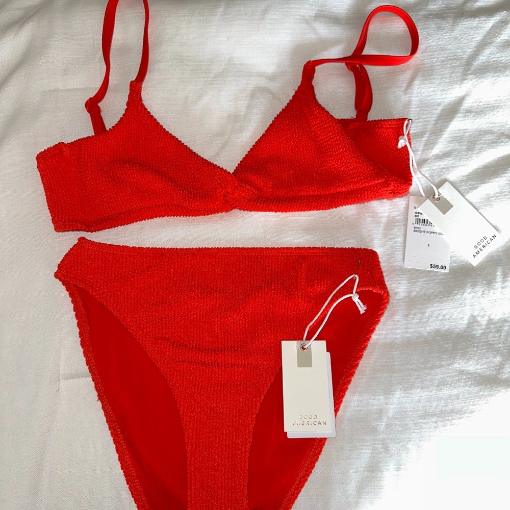 AVAILABLE- Good American ALWAYS FITS Bikini (Twist top and Fits Cheeky Bottoms)